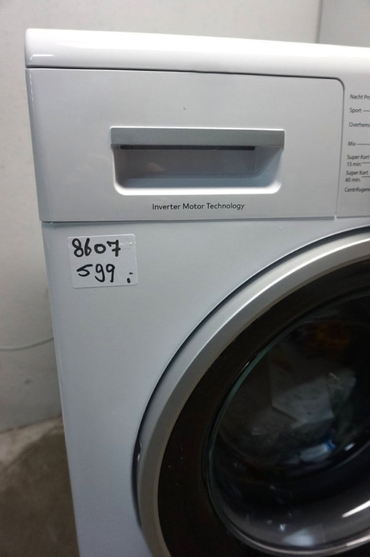 Nieuwe wasmachine met 8 kg trommelinhoud
