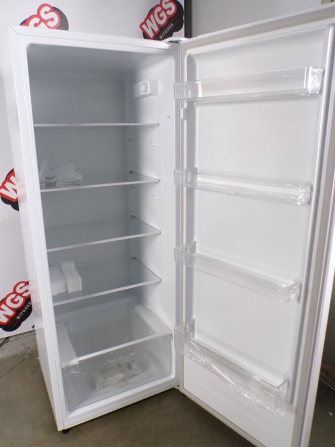 Nieuwe koelkast 242 liter inhoud