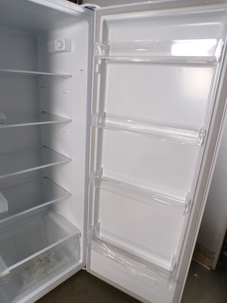 Nieuwe koelkast 242 liter inhoud