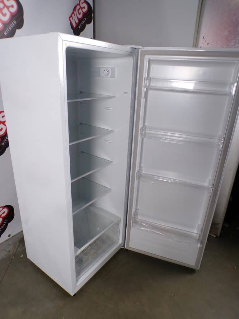 Nieuwe koelkast 242 liter inhoud