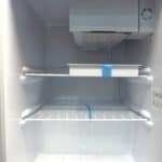 Nieuwe koelkast met vriesvakje