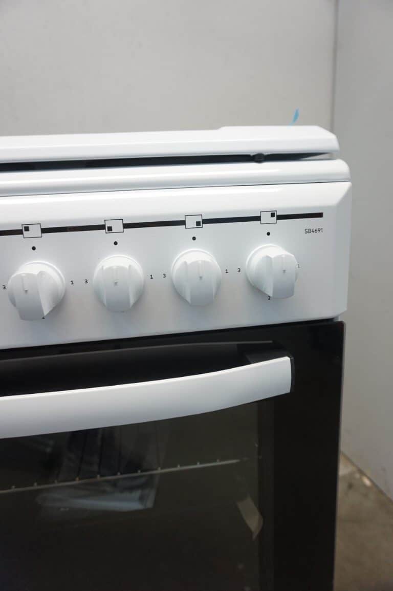 Nieuw elektrisch fornuis met 4 kookzones - Afbeelding 4