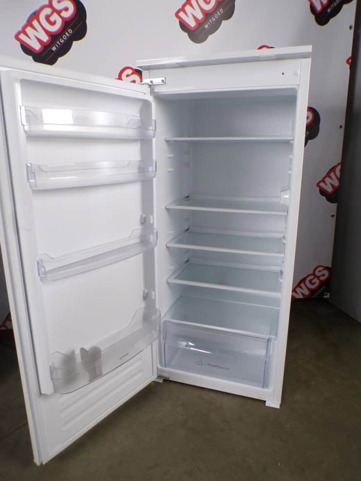 Indesit IBC12AC21R outlet inbouwkoelkast