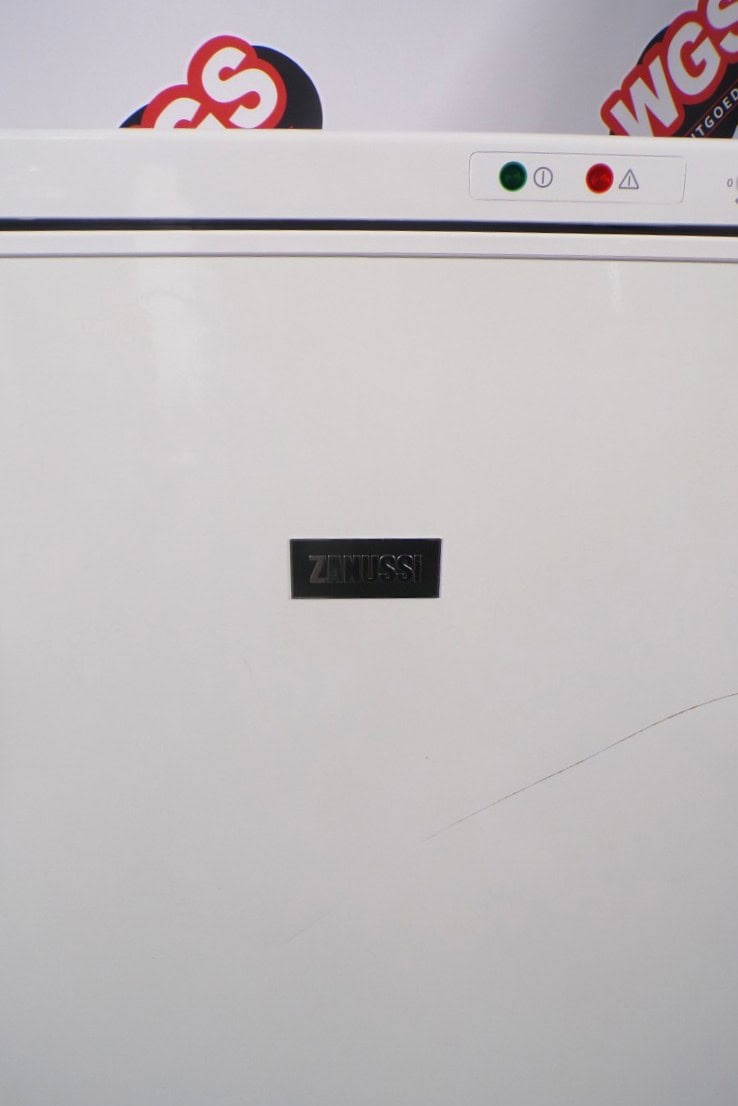 Zanussi 2ehands tafelmodel vriezertje