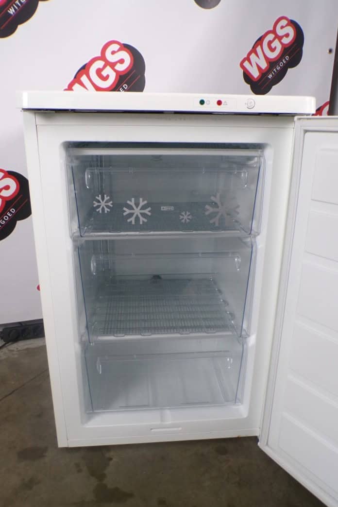 Zanussi 2ehands tafelmodel vriezertje