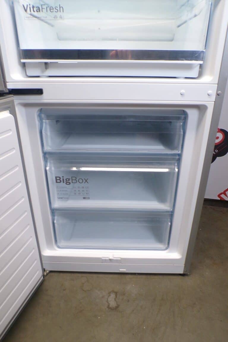 Bosch koel-vriescombinatie - 2ehands - KGE49VI4A - 2 meter