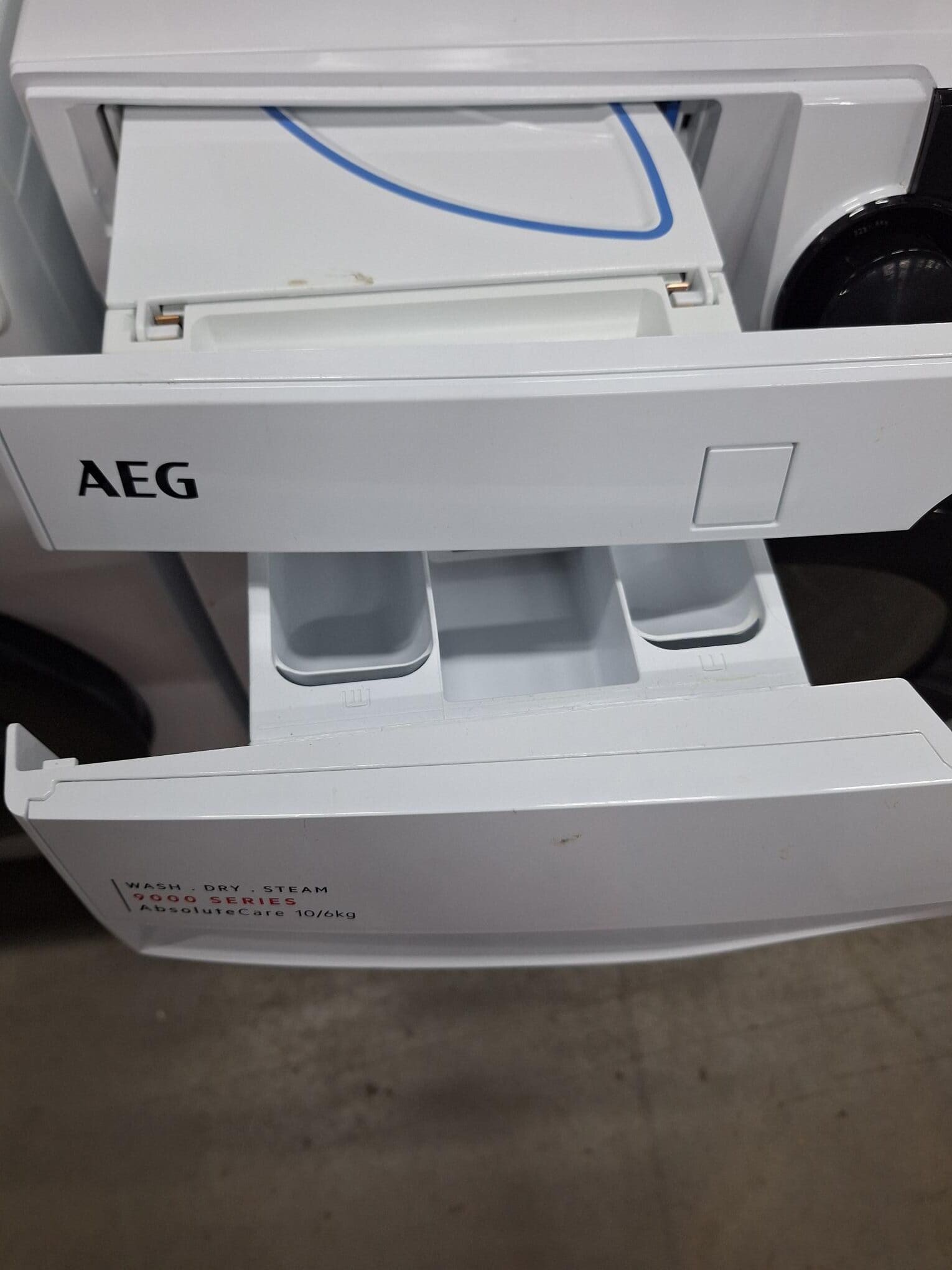 AEG LWR9506BN4 was-droog combinatie 10 kg